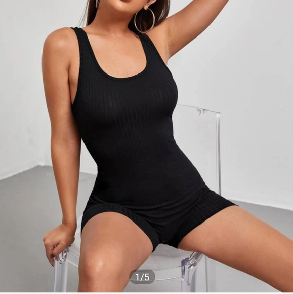 $3 for 30$ SHEIN Black unitard - Picture 1 of 3